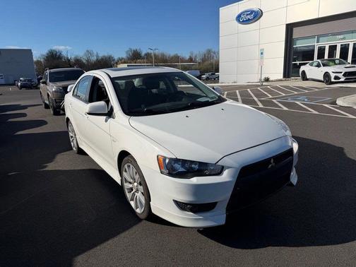 White 2010 Mitsubishi Lancer GTS