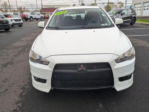 White 2010 Mitsubishi Lancer GTS
