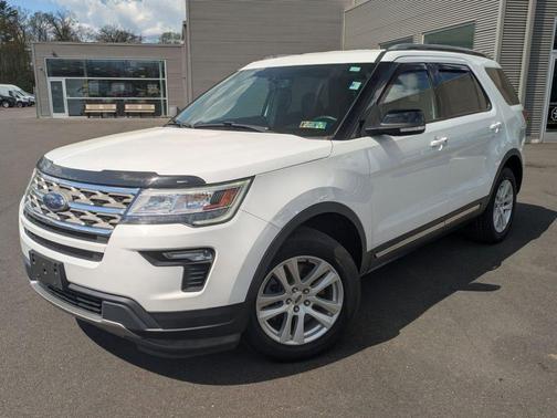 Oxford White 2018 Ford Explorer XLT