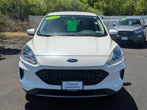 2020 Ford Escape SE