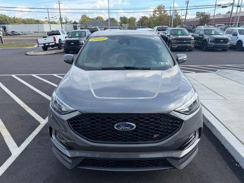 2022 Ford Edge ST