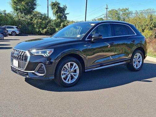 2025 Audi Q3 45 S line Premium