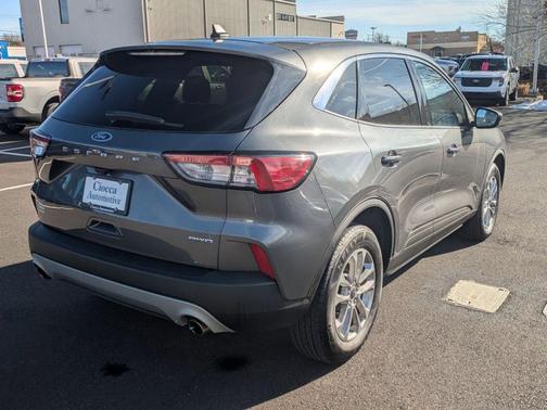2022 Ford Escape SE