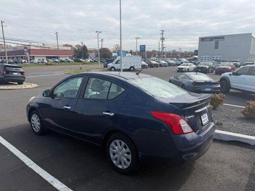2014 Nissan Versa 1.6 SV