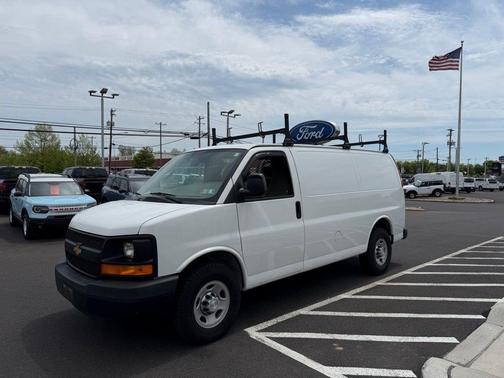 Summit White 2016 Chevrolet Express 2500 Work Van