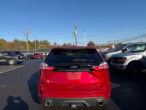 2024 Ford Edge ST