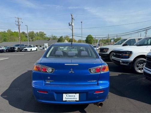 2016 Mitsubishi Lancer ES