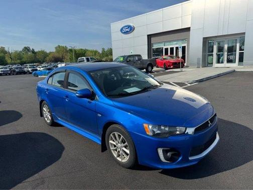 2016 Mitsubishi Lancer ES