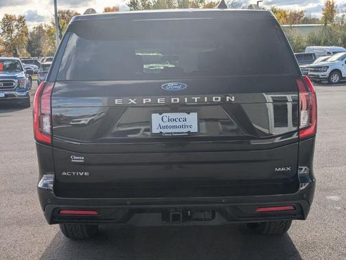 2025 Ford Expedition Max Active