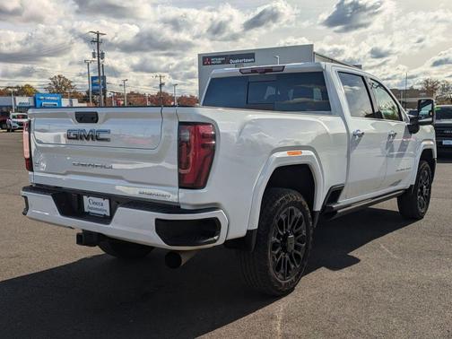 2024 GMC Sierra 2500 Denali Ultimate