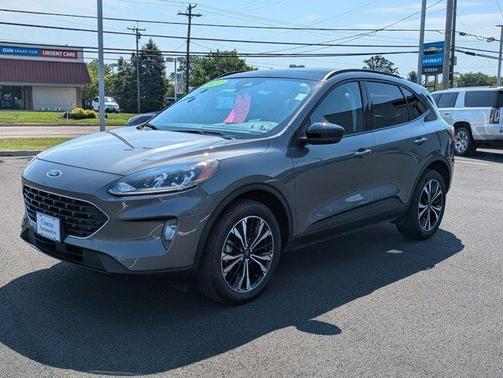 2022 Ford Escape SEL