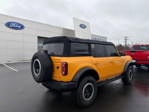 Orange Metallic 2021 Ford Bronco Outer Banks