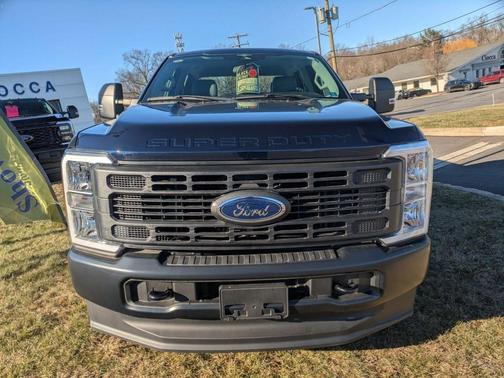 2023 Ford F-350 XL