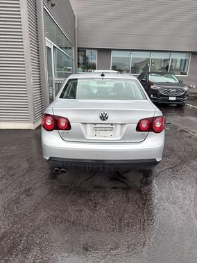2010 Volkswagen Jetta Limited Edition