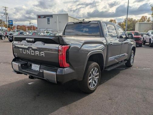 2024 Toyota Tundra Hybrid 1794 Edition