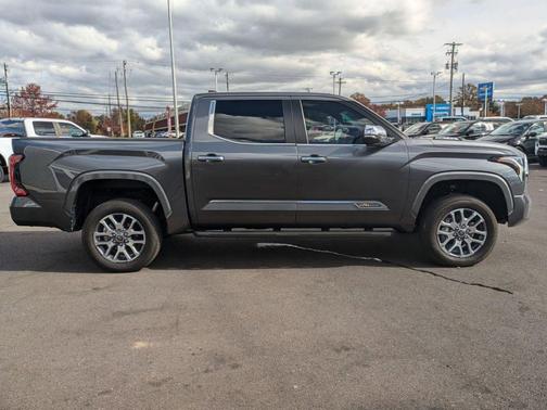 2024 Toyota Tundra Hybrid 1794 Edition