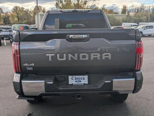 2024 Toyota Tundra Hybrid 1794 Edition