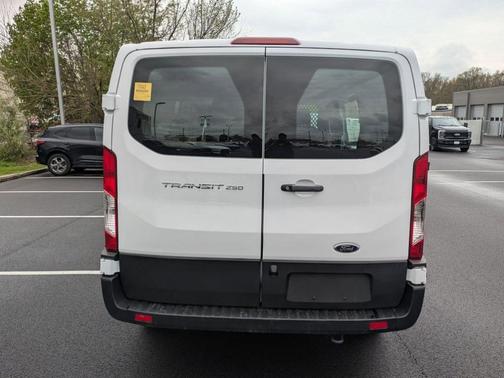 Oxford White 2024 Ford Transit-250 Base