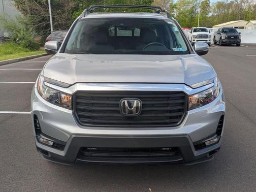 Lunar Silver Metallic 2023 Honda Ridgeline RTL