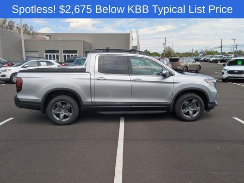 Lunar Silver Metallic 2023 Honda Ridgeline RTL