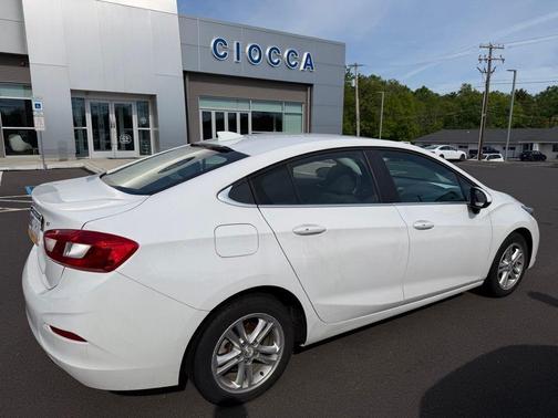 Summit White 2016 Chevrolet Cruze LT Automatic