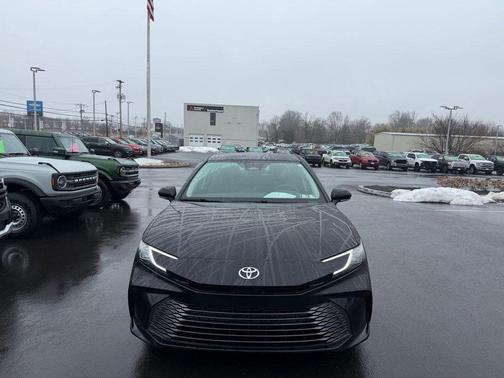 2025 Toyota Camry XLE