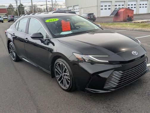 2025 Toyota Camry XLE