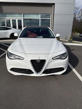 2018 Alfa Romeo Giulia Base