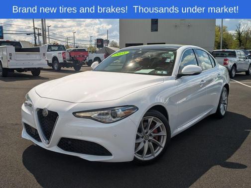 2018 Alfa Romeo Giulia Base