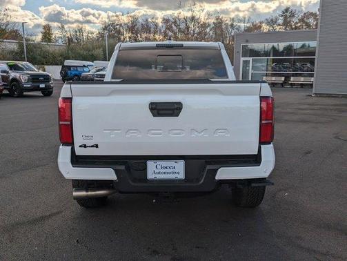 2024 Toyota Tacoma TRD Off Road