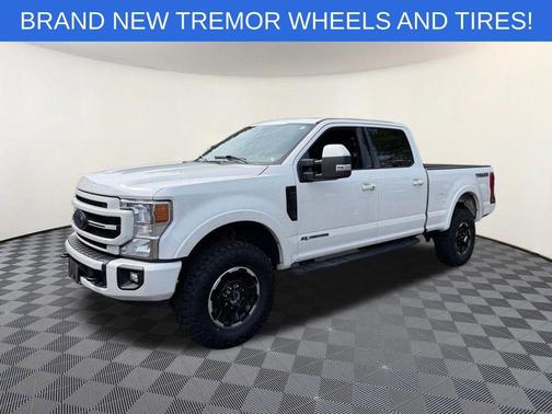 White Metallic 2022 Ford F-250 Lariat