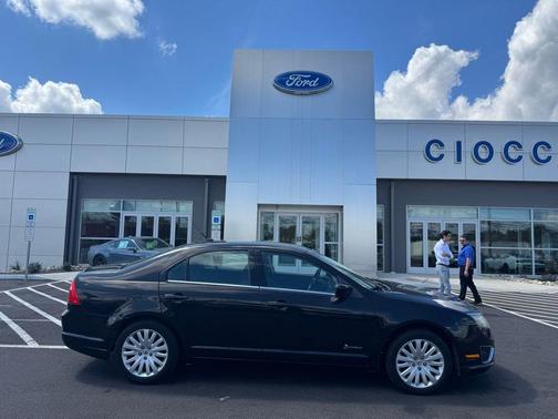 2010 Ford Fusion Hybrid Base