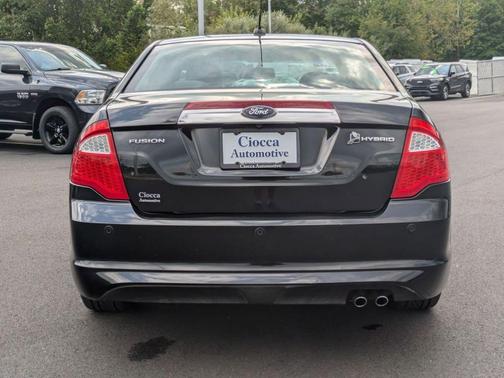 2010 Ford Fusion Hybrid Base
