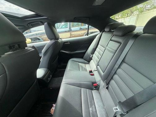 Caviar 2018 Lexus IS 300 Base