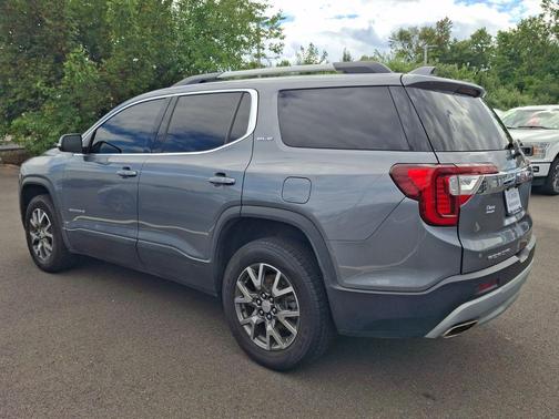 Steel Metallic 2022 GMC Acadia SLE