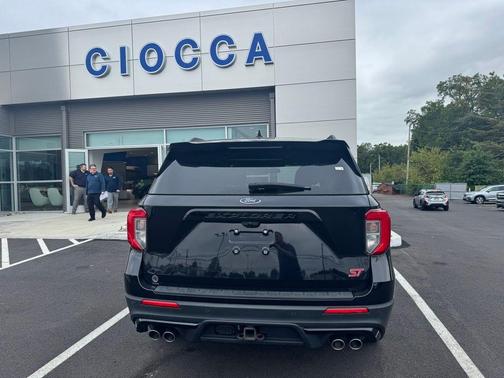 2022 Ford Explorer ST