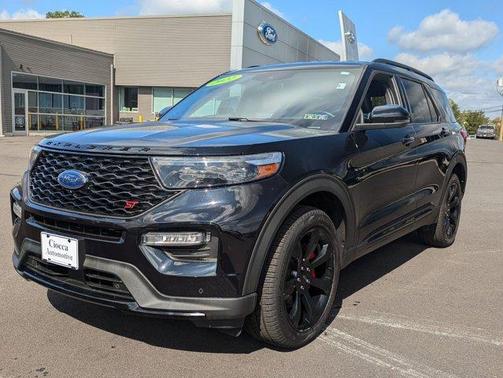 2022 Ford Explorer ST