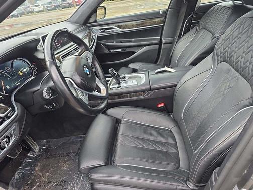 2018 BMW 750 i xDrive