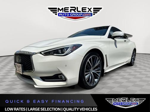 Majestic White 2017 INFINITI Q60 2.0t Premium