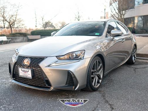 2018 Lexus IS 300 Base