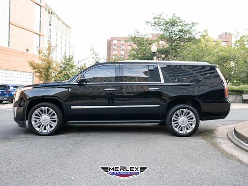 2019 Cadillac Escalade ESV Platinum