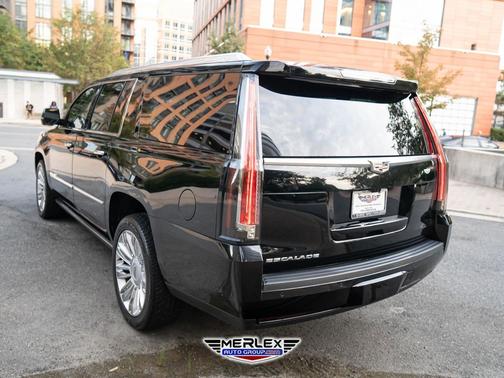 2019 Cadillac Escalade ESV Platinum