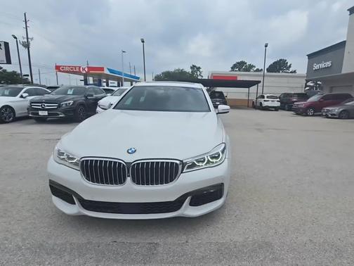White 2017 BMW 750 I