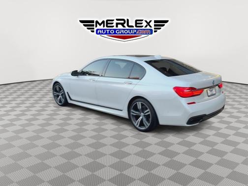 White 2017 BMW 750 I