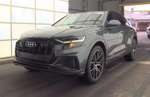 Daytona Gray Pearl Effect 2020 Audi Q8 55 Premium Plus