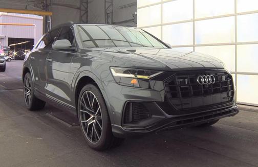 Daytona Gray Pearl Effect 2020 Audi Q8 55 Premium Plus