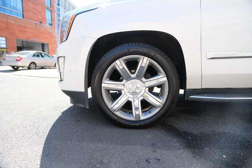 2020 Cadillac Escalade ESV Luxury