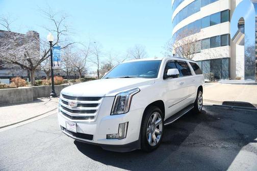 2020 Cadillac Escalade ESV Luxury
