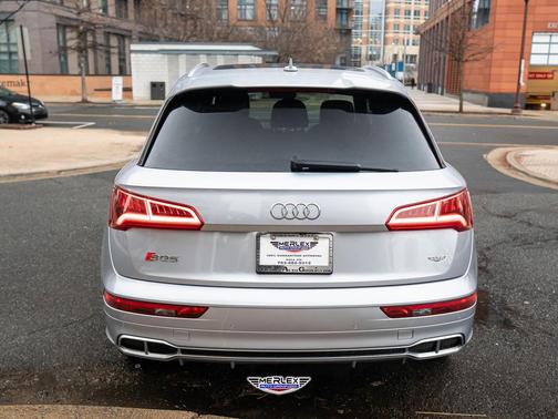 2018 Audi SQ5 3.0T Prestige