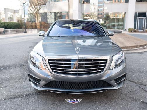 Gray 2017 Mercedes-Benz S-Class 550